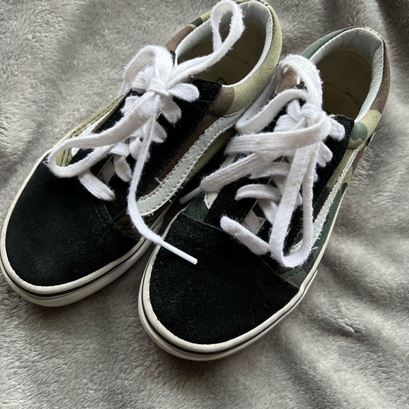Camo Old Skool Vans size 13 - Picture 2 of 6